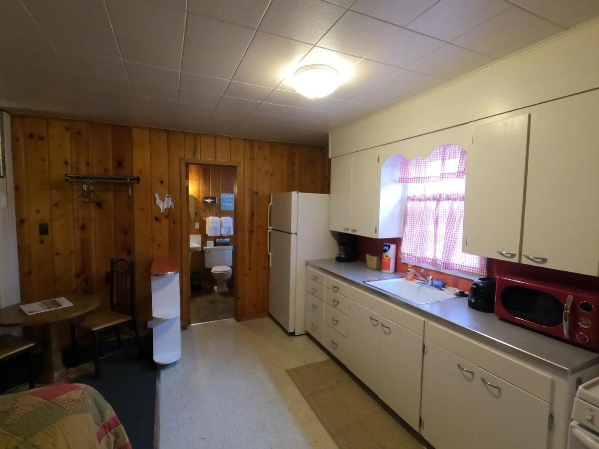 Bell'S Motor Lodge Motel - Spearfish Bagian luar foto